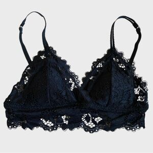 Marilyn Monroe Midnight Lace Bralette Women's Size M Black Feminine Coquette
